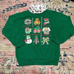 Vintage Christmas crewneck turtleneck.